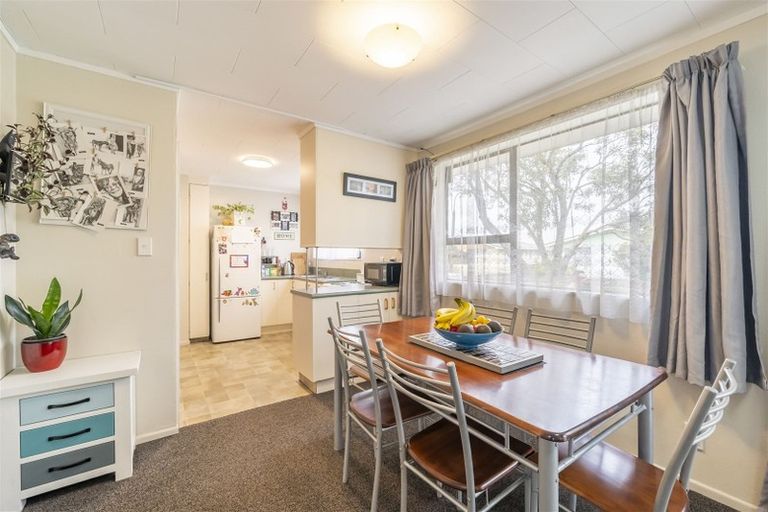 Photo of property in 14 Dakota Grove, Totara Park, Upper Hutt, 5018