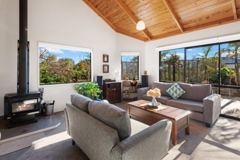 Photo of property in 4 Sanctuary Park Lane, Tamaterau, Whangarei, 0174