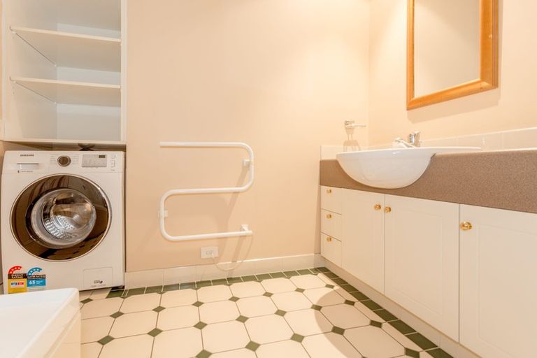 Photo of property in 3/28 Cathedral Square, Christchurch Central, Christchurch, 8011