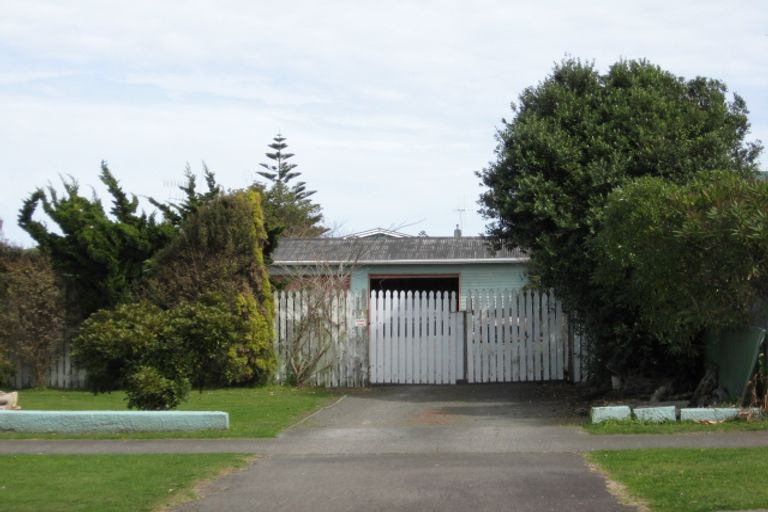 Photo of property in 179 Cornfoot Street, Castlecliff, Wanganui, 4501
