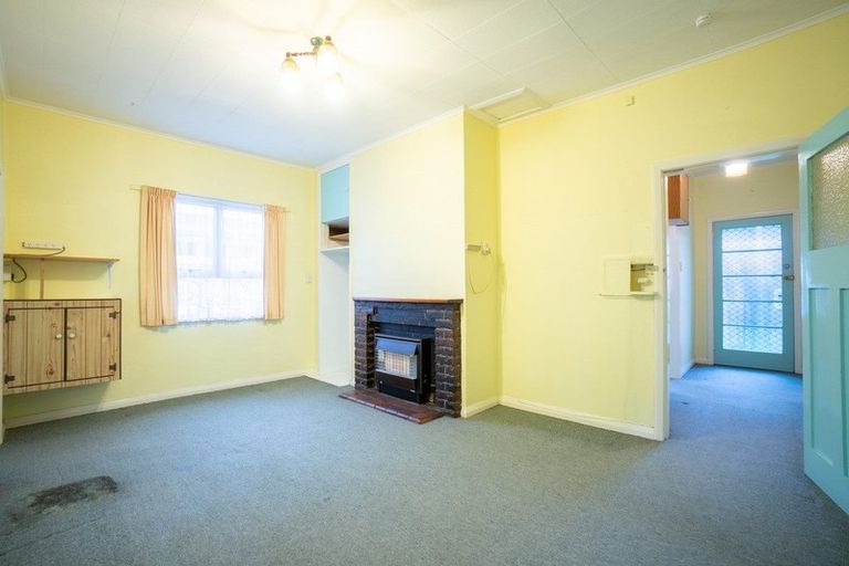 Photo of property in 75 Bryant Street, Takaro, Palmerston North, 4412
