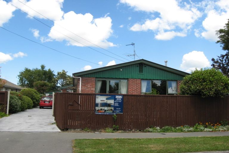 Photo of property in 28 Everest Street, Burnside, Christchurch, 8053
