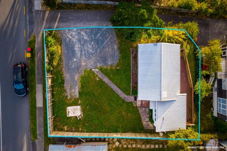 Photo of property in 1/637 Swanson Road, Swanson, Auckland, 0612