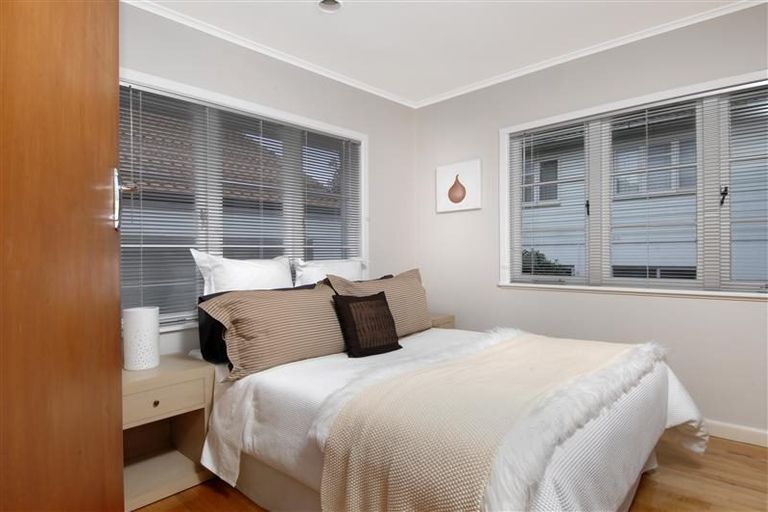 Photo of property in 51 Hart Road, Hauraki, Auckland, 0622