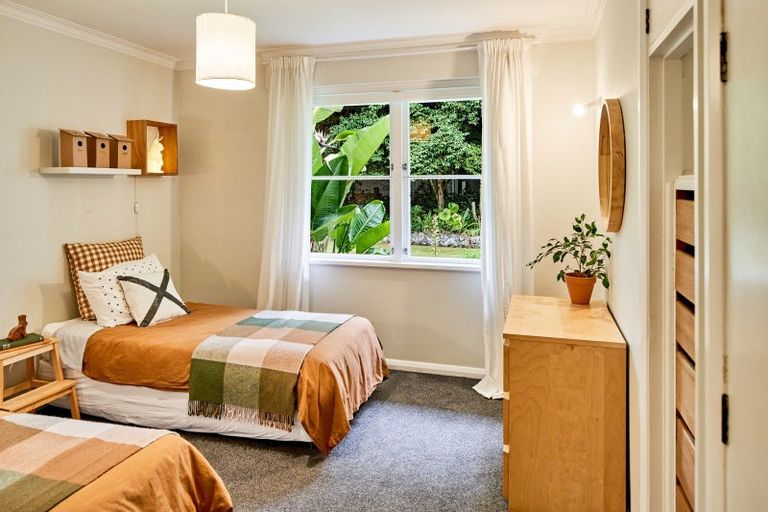 Photo of property in 46 Kawiu Road, Levin, 5510