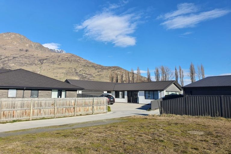 Photo of property in 31 Headley Drive, Lower Shotover, Queenstown, 9304