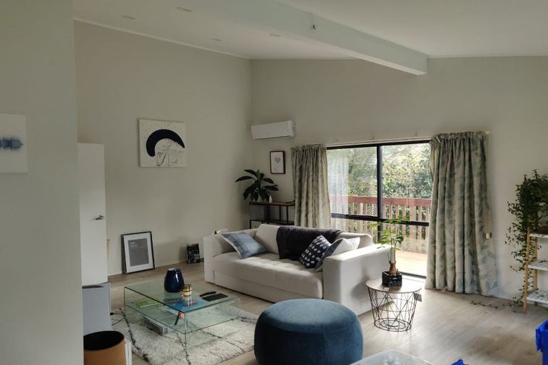 Photo of property in 1/41 Radiata Lane, Chatswood, Auckland, 0626
