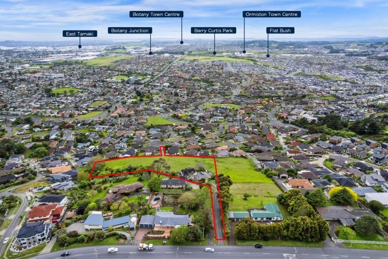 Photo of property in 126 Redoubt Road, Goodwood Heights, Auckland, 2105