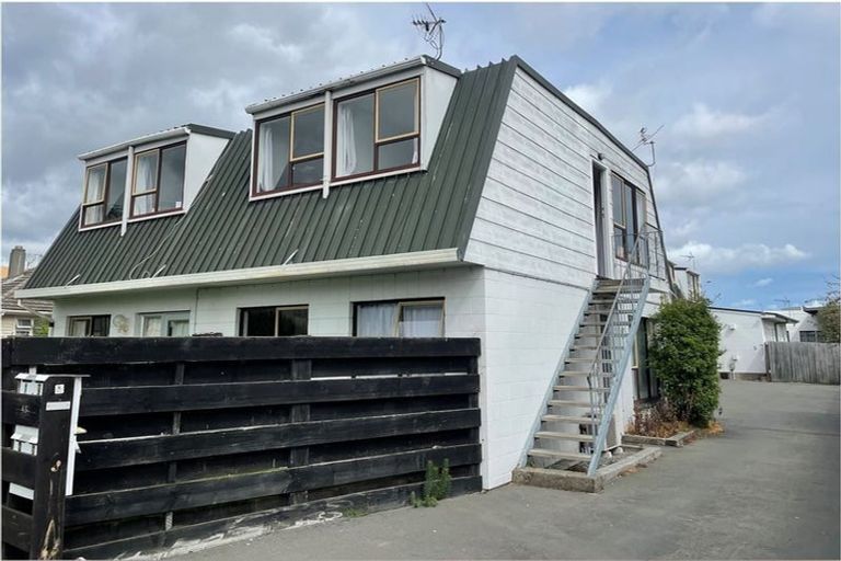 Photo of property in 2/43 Brockworth Place, Riccarton, Christchurch, 8011