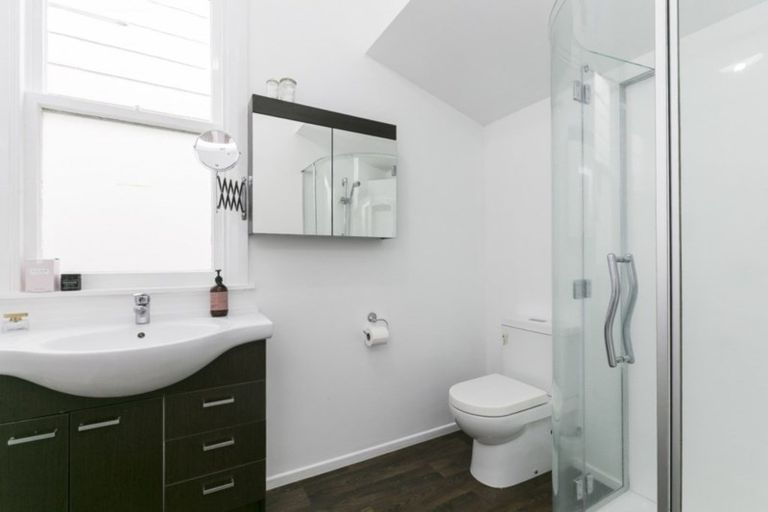 Photo of property in 6 Jeypore Street, Berhampore, Wellington, 6023