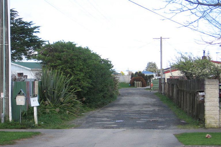 Photo of property in 131a Queen Street West, Levin, 5510