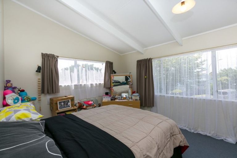 Photo of property in 20 Maralyn Place, Bell Block, New Plymouth, 4312