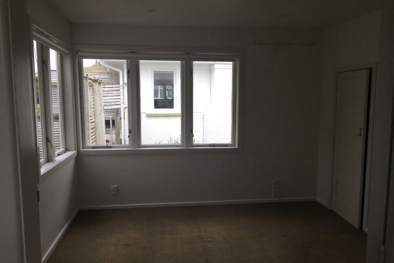 Photo of property in 48 Doralto Road, Frankleigh Park, New Plymouth, 4310