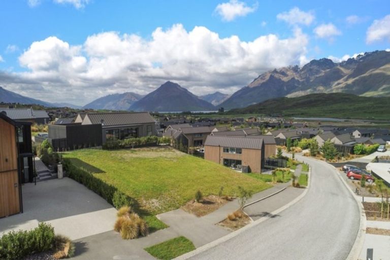 Photo of property in 23 Falconer Rise, Jacks Point, Queenstown, 9371