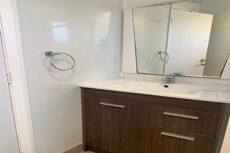 Photo of property in 133 Clevedon Road, Papakura, 2110