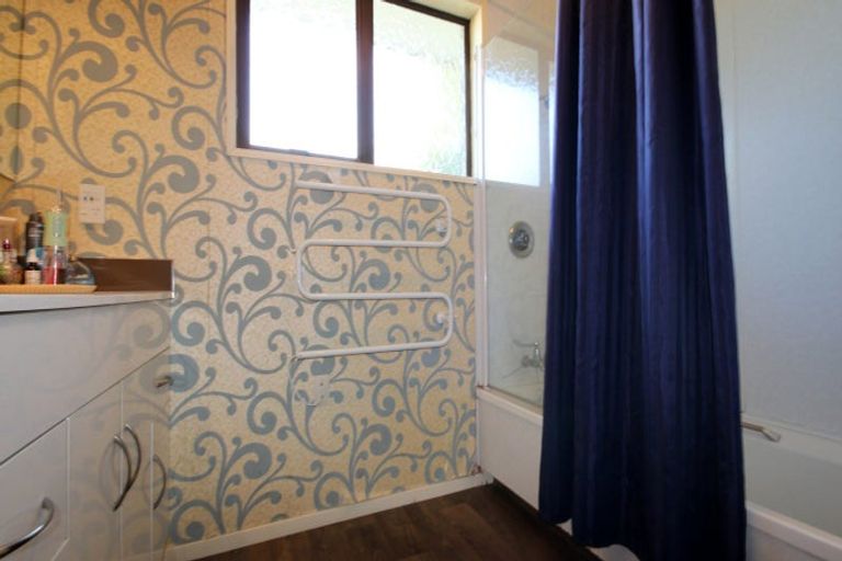 Photo of property in 20 Vogel Street, Waikiwi, Invercargill, 9810