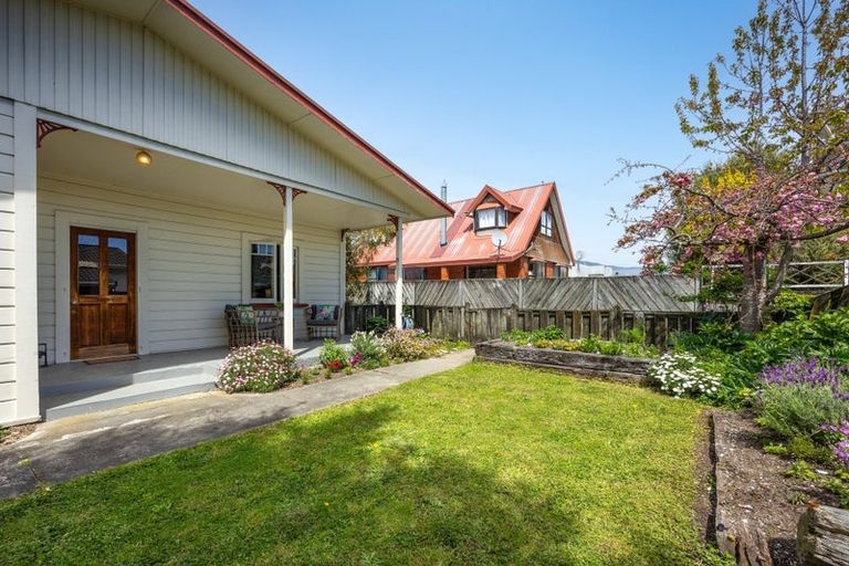 Photo of property in 2/83 Muritai Street, Tahunanui, Nelson, 7011