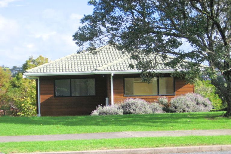 Photo of property in 20 Bay Vista Drive, Red Beach, 0932