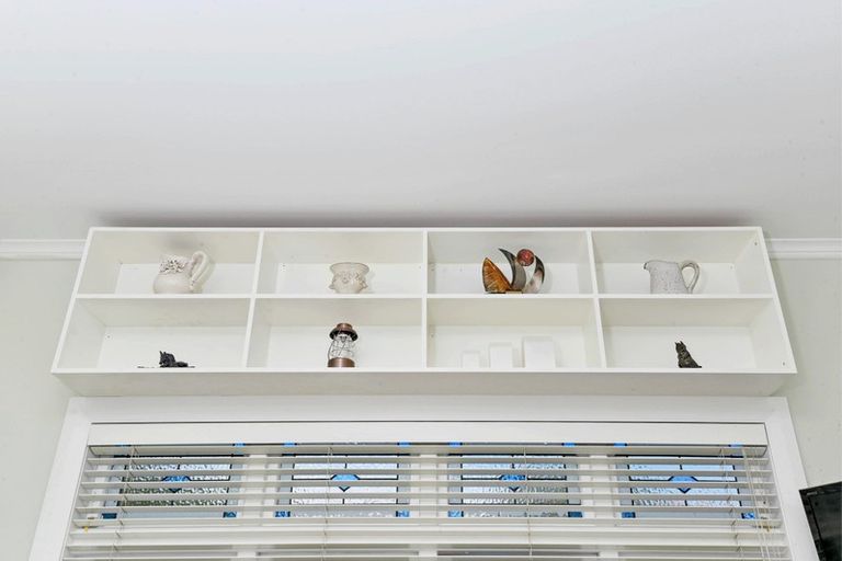 Photo of property in 1/2 Merwood Lane, Devonport, Auckland, 0624