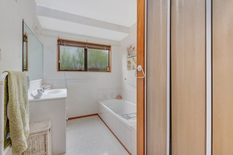 Photo of property in 1/32 Riverside Road, Orewa, 0931