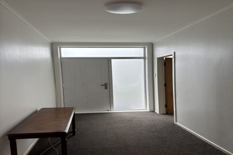 Photo of property in 12 Eskdale Road, Papakowhai, Porirua, 5024