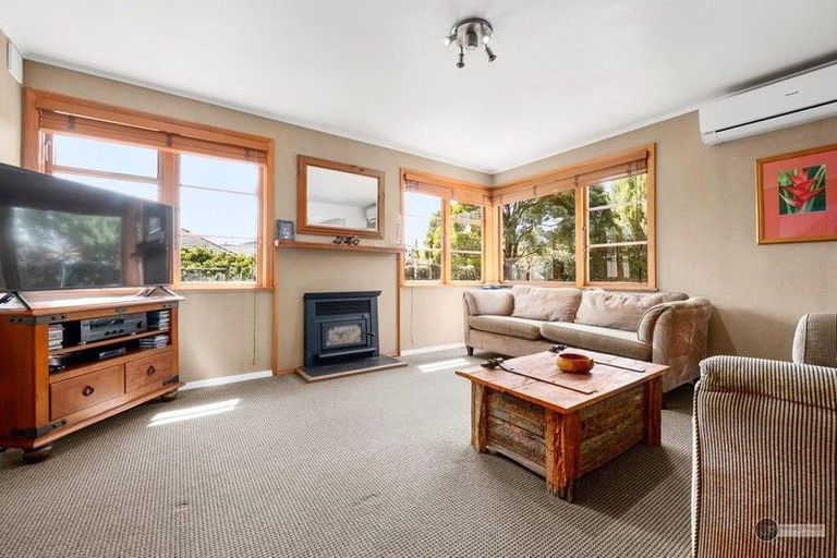 Photo of property in 30 Thackeray Street, Trentham, Upper Hutt, 5018