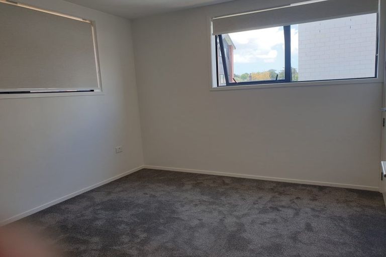 Photo of property in 3/14 Wilsher Crescent, Henderson, Auckland, 0612
