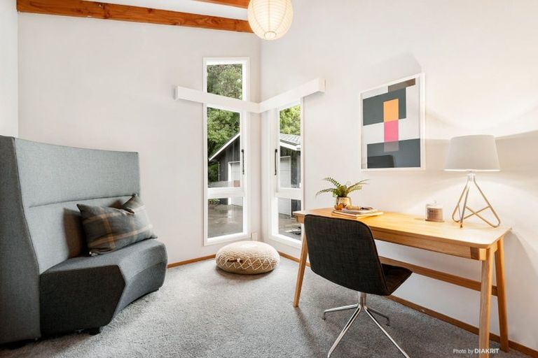 Photo of property in 30b Collier Avenue, Karori, Wellington, 6012