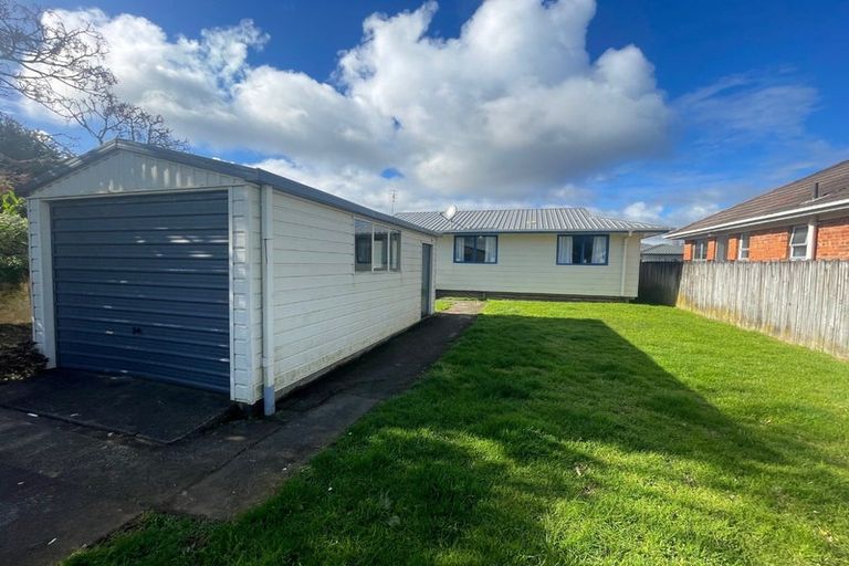 Photo of property in 1a Kent Road, Manurewa, Auckland, 2102