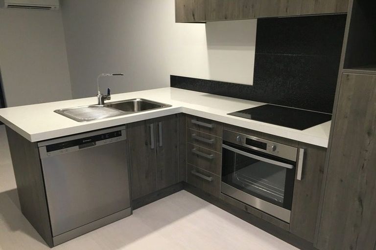 Photo of property in 1/1 Brooklyn Road, Claudelands, Hamilton, 3214