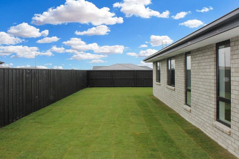 Photo of property in 100 Lady Isaac Drive, Rolleston, 7615