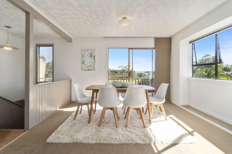 Photo of property in 1/16 Noall Street, Te Atatu Peninsula, Auckland, 0610