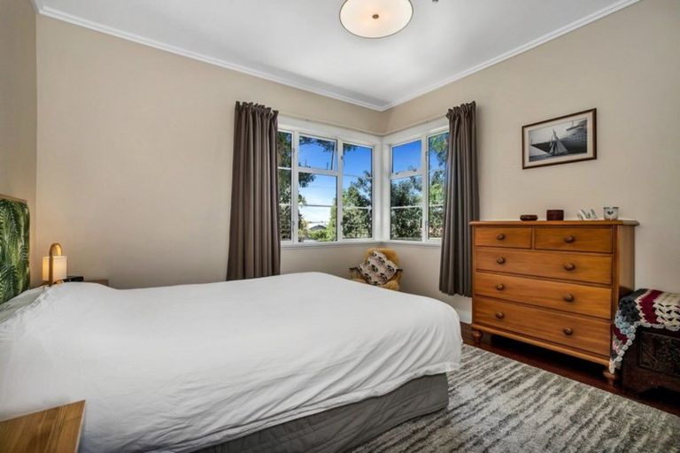 Photo of property in 33a Alberta Street, Point Chevalier, Auckland, 1022