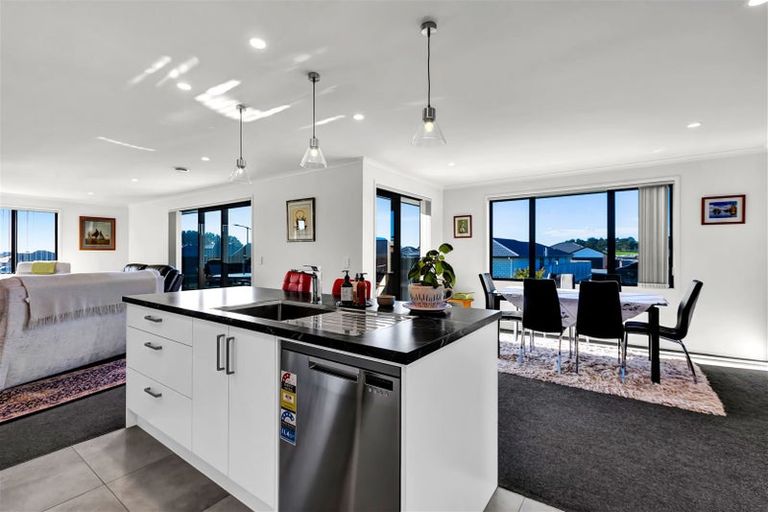 Photo of property in 31 Papawhero Drive, Bell Block, New Plymouth, 4312