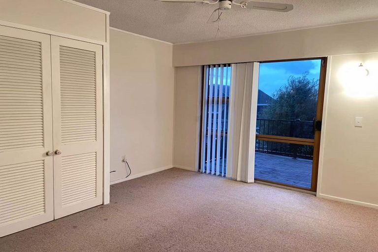 Photo of property in 182 Royal Road, Massey, Auckland, 0614