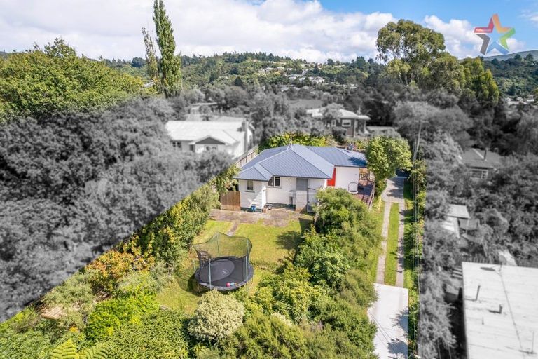 Photo of property in 32a Kopara Grove, Stokes Valley, Lower Hutt, 5019