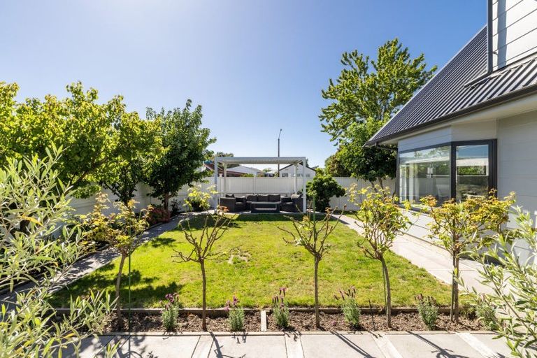 Photo of property in 12 Moorhouse Street, Taradale, Napier, 4112