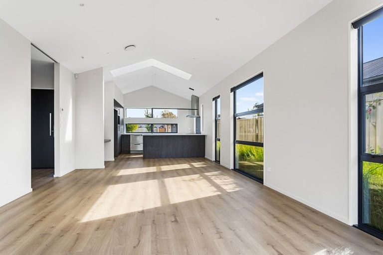 Photo of property in 65 Tara Crescent, Woodend, 7610