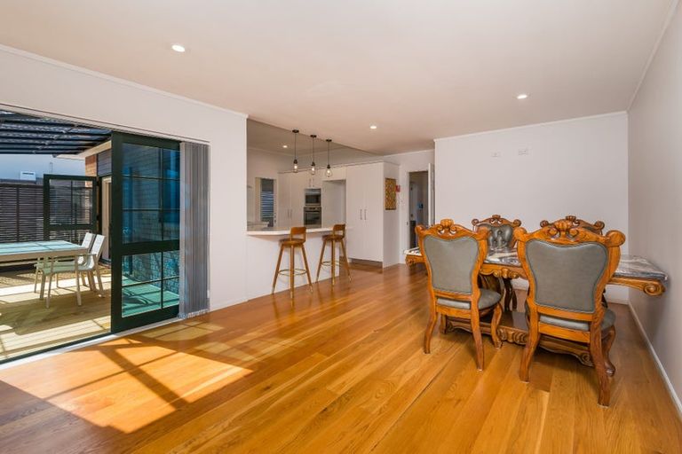 Photo of property in 23 Hugh Green Drive, Pinehill, Auckland, 0632