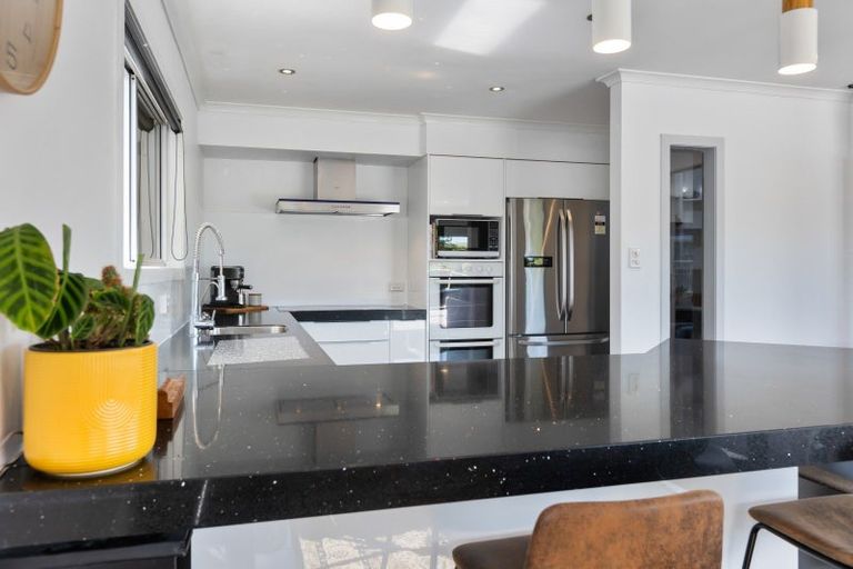 Photo of property in 21a Birdwood Avenue, Moturoa, New Plymouth, 4310