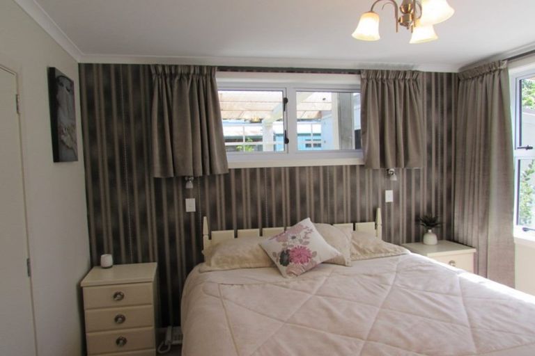 Photo of property in 9 Mary Street, Gore, 9710