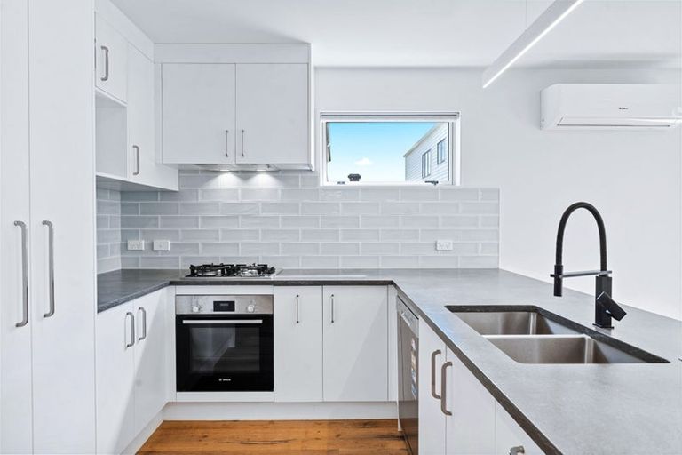 Photo of property in 19 Tidal View Road, Karaka, Papakura, 2113