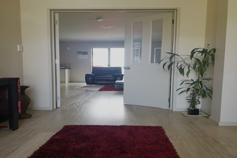 Photo of property in 41 Speyside Crescent, Flat Bush, Auckland, 2016