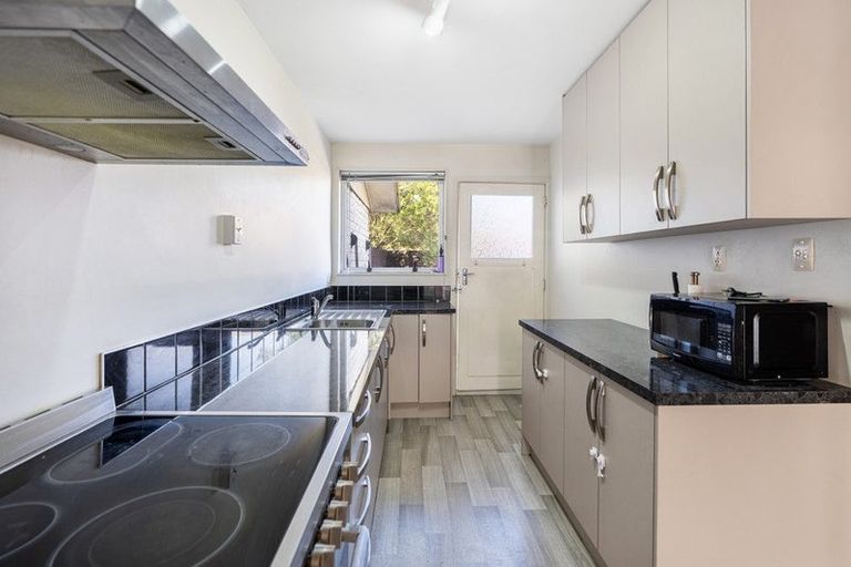 Photo of property in 3/33 Fairfield Avenue, Addington, Christchurch, 8024