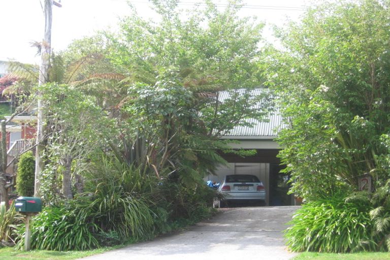 Photo of property in 2 Ridge Road, Lake Okareka, Rotorua, 3076