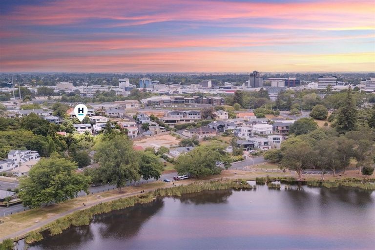 Photo of property in 112j Lake Road, Frankton, Hamilton, 3204