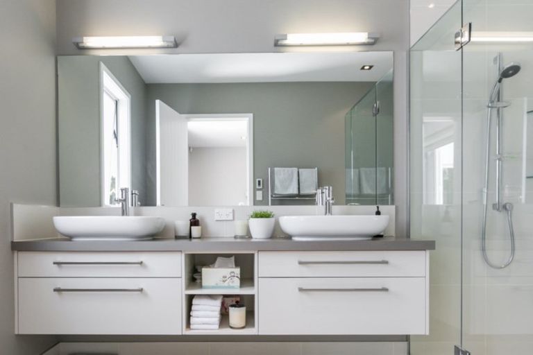 Photo of property in 82 Rochfort Road, Havelock North, 4130