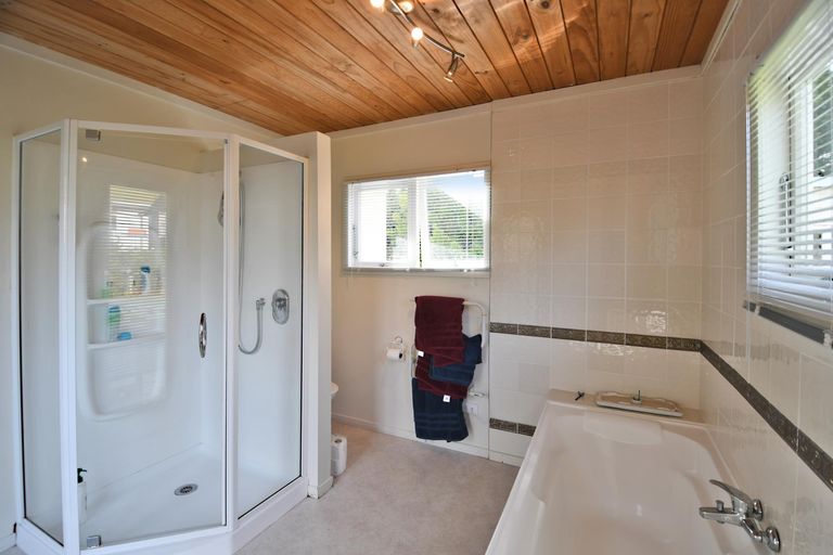 Photo of property in 17 Pakiri Road, Leigh, Warkworth, 0985