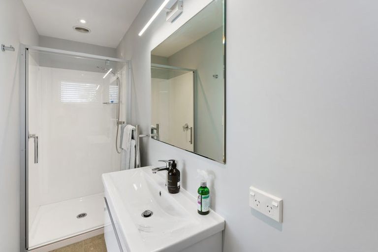 Photo of property in 26 Rauparaha Street, Waikanae Beach, Waikanae, 5036