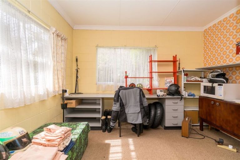 Photo of property in 114a Main South Road, Green Island, Dunedin, 9018